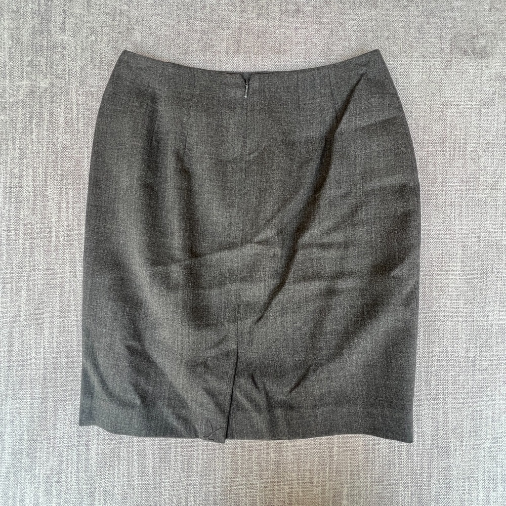 Casual Corner Pencil Skirt Womens 4 Charcoal Gray Pure Wool Lined Office Career - Picture 2 of 6